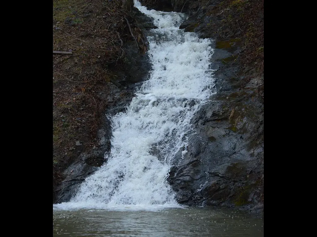 bethesda-lake-waterfall copy 2